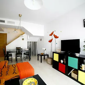  Apartamento Duplex Las Perlas